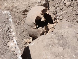 Konya'da inşaattan tarihi mezar çıktı