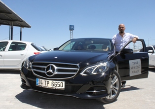 Mercedesler göz kamaştırdı