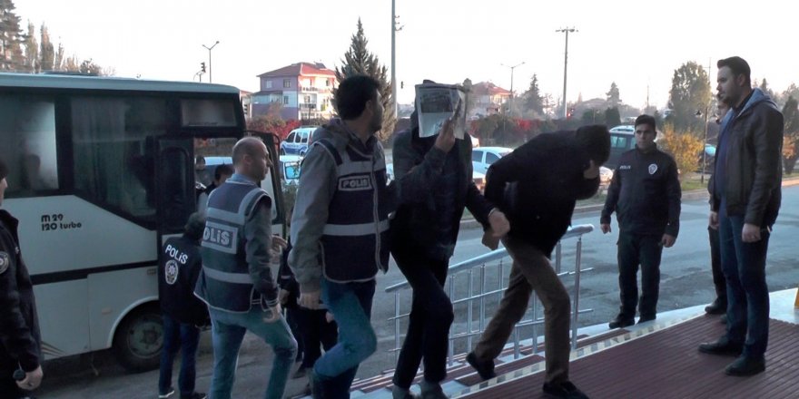 Uyuşturucu operasyonunda 15 şüpheli adliyede