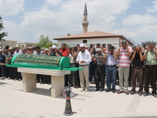 Mahmut Ocak, dualarla uğurlandı