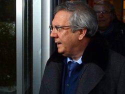 Aziz Yıldırım'ın kulüp üyeliği donduruldu