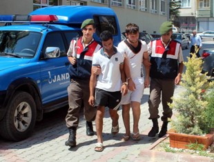 Kaçırılan kız, minibüsten atlayarak kurtuldu