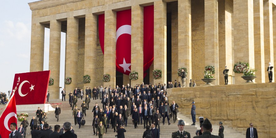 Gazi Mustafa Kemal Atatürk Anıtkabir'de anıldı