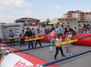 Selçuklu’da karne festivali coşkusu sürüyor