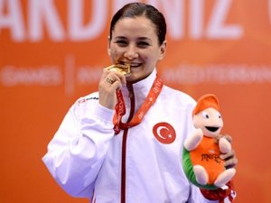 Akdeniz Oyunları'nda rekora koşuyoruz