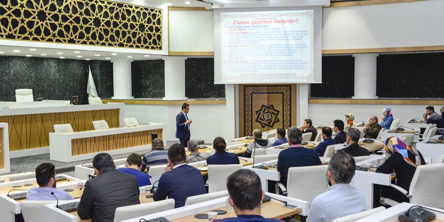 Meram’da “Zamanı etkili kullanma ve etkili iletişim” semineri