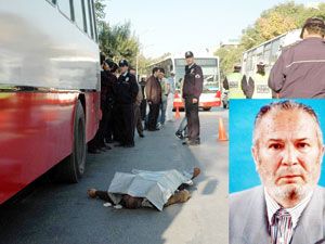 Simidini yiyemeden otobüsün altında kaldı