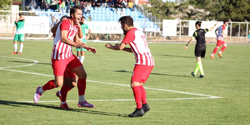 Tayfun’un gözü gol krallığında