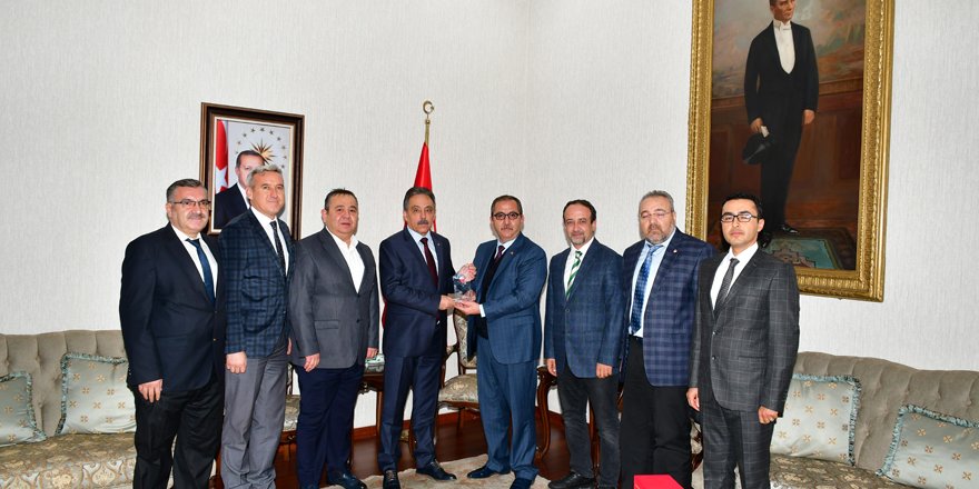 TSYD'den Vali Toprak'a ziyaret