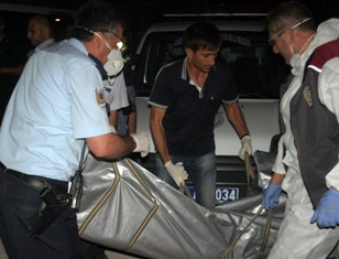 Kötü kokan evden ceset çıktı