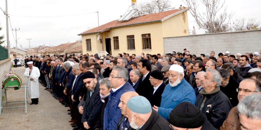 Mehmet Poçanoğlu dualarla uğurlandı