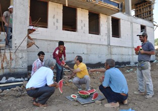 Sonel'den okul inşaatlarına inceleme