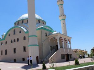 Karapınar'da TOKİ Cami ibadete açıldI