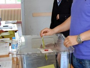 Son seçim anketinde partilerin oy oranları