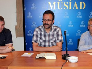 Ramazan insanı revize eder