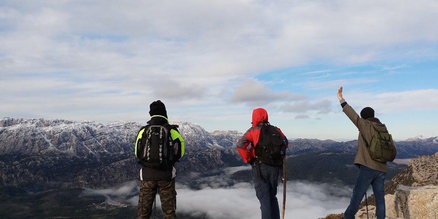 Seydişehirli dağcılar Tınaztepe dağlarına tırmandı