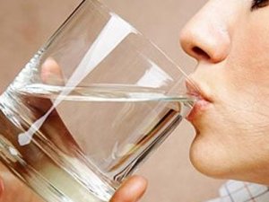 İran: Su içmek orucu bozmaz