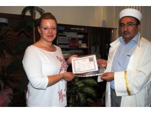 Alman Turist Müslüman Oldu