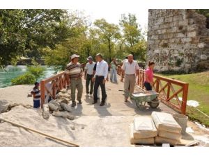 Zindan Kalesi'nin Çevre Düzenlemesi Tamamladı