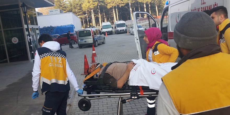 5. kattan düşen Suriyeli işçi ağır yaralandı