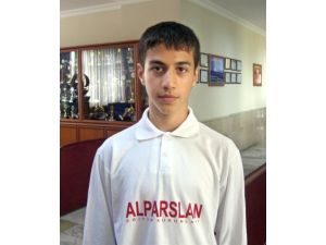 Trabzon’un Sbs Birincisi Alparslan’dan
