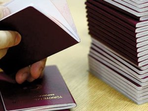 Pasaportlar ve ehliyetler tehlikede