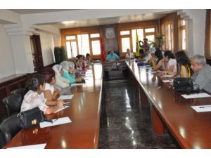 Kadınlara Madde Bağımlılığıyla Nasıl Mücadele Edileceği Anlatıldı