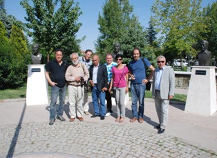 Karikatüristler şenliğe destek verdi