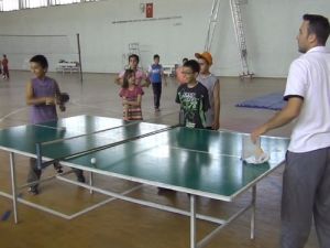 Akdağmadeni'nde Yaz Okulları Yoğun İlgi Görüyor