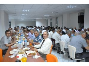 Bolu İl Özel İdaresi Çalışanları İftarda Buluştu, Emekli Olan Personel Uğurlandı