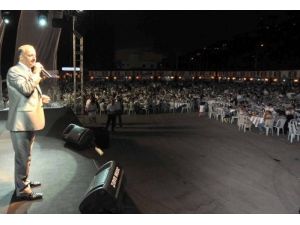 Mamak’ta 3 Bin 500 Kişi Toplu İftar Yaptı