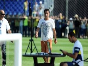 Helikopter ile F.Bahçe sahasına indi!