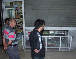 Hırsız suçüstü yakalanınca altına kaçırdı