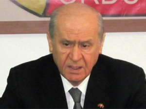 Bahçeli'den ilk dört madde için kıpkırmızı yorum