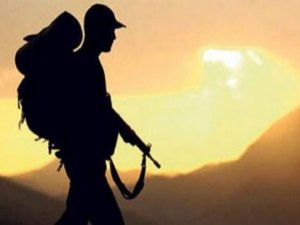 200 Türk subayı Suriye'ye girdi iddiası