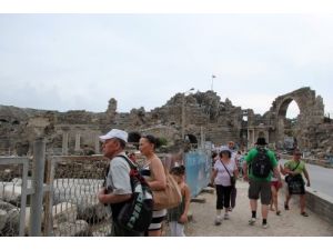 Bakan Yardımcısı Arıcı: Side Antik Kent, Kültür Turizminde Öncü