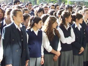 Akşehir’de ölen öğretmen için tören düzenledi