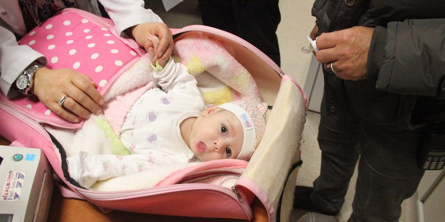 Konya'da 2 aylık bebek sokağa terk edildi