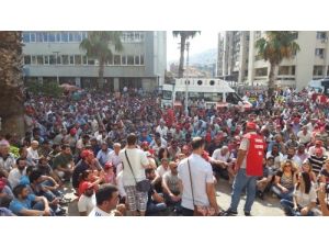 Disk’ten İzmir Büyükşehir’e Uyarı: Bir Sabah Ansızın Çalışmayacağız