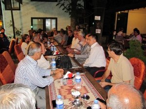 Mazlum milletleri unutmayalım