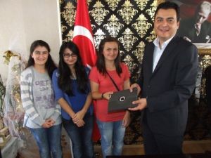 Kaymakam Köklü'den Lys Birincilerine Ödül