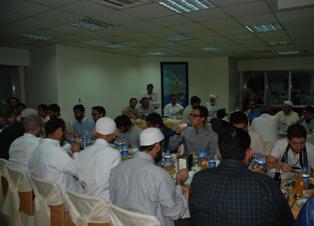 Zeytune Enstitüsü iftar yaptı