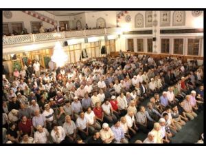 Çorum’da Enderun Teravihi Ve Cumhur Müezzinliği Cemaati Mest Ediyor