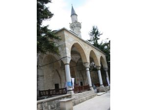 Mimar Sinan, Camilere Alttan Isıtma Sistemini 496 Yıl Önce Kurmuş