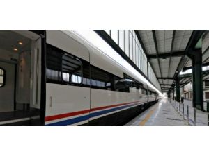 Tcdd, Ankara Banliyöleri Ve Trenlerini Yeniledi