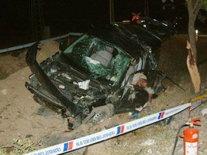 Hemzemin geçitte kaza: 1 ölü, 3 yaralı