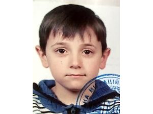 Otel Havuzunda Boğulan Ukraynalı Küçük Emir Hayatını Kaybetti