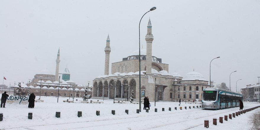 Konya’da kar bereketi yaşandı