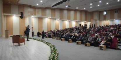 Şehir konferanslarından  kültürel hayata katkı