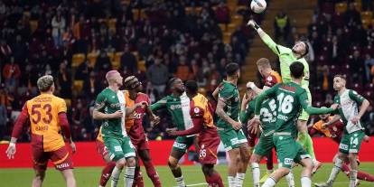 Yarı finalde Konyaspor’u eleyen Galatasaray kupayı aldı